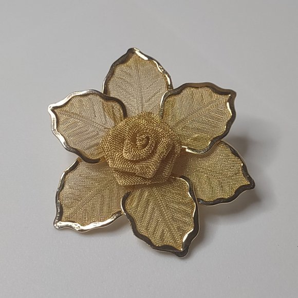 Lightweight Gold Tone Metal Mesh Rose Brooch - Picture 1 of 16